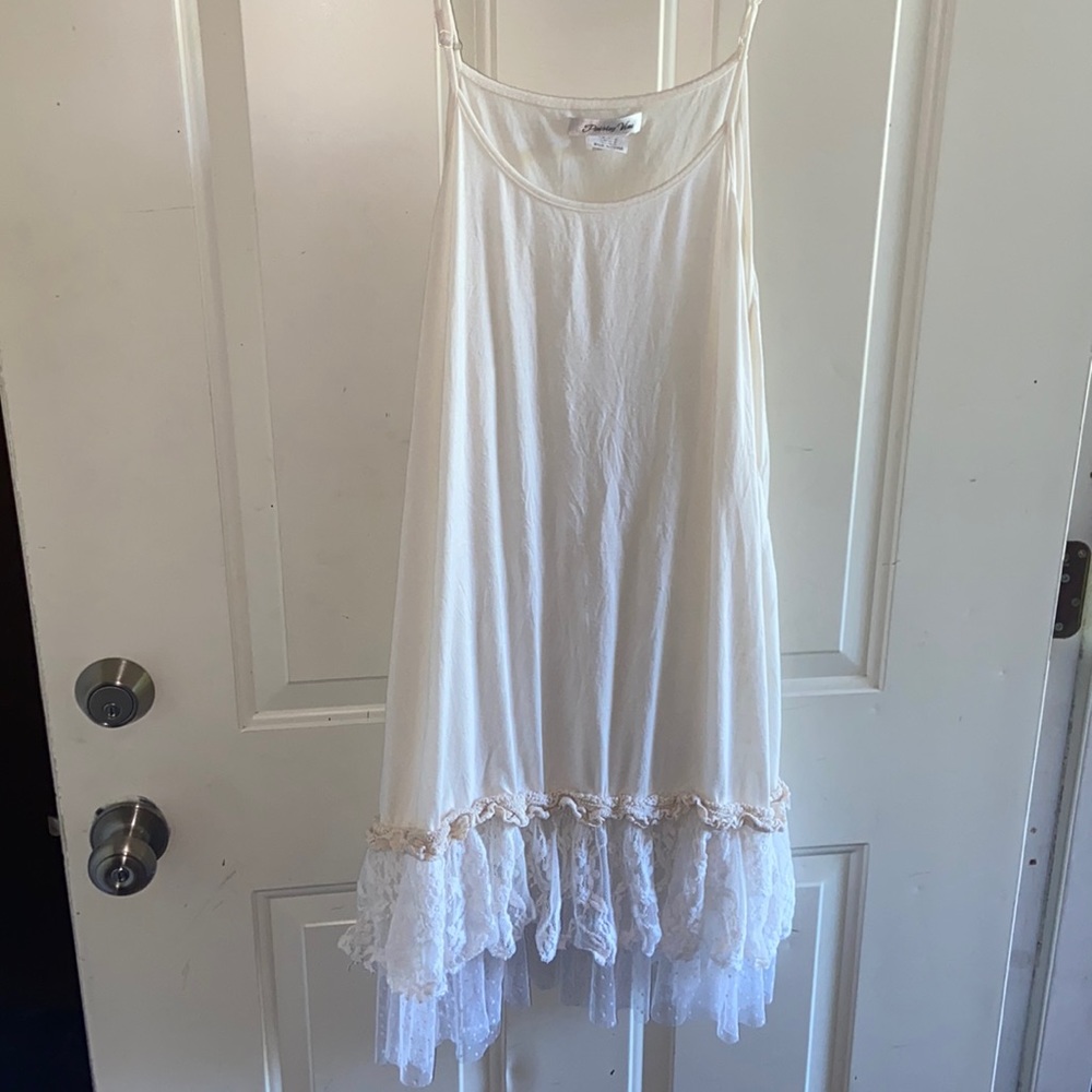 Cream 2x tunic tank for layering with lace ruffles